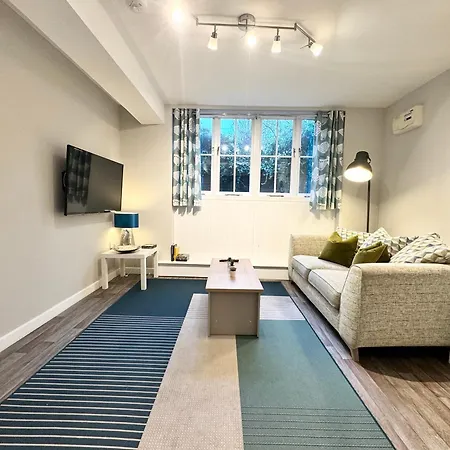 Warehouse Apartments, - District Apartman